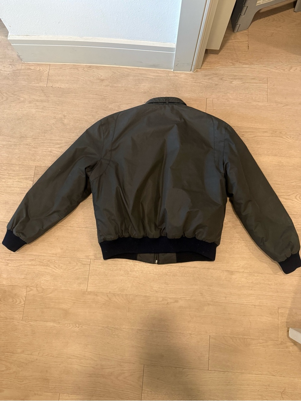 Vintage Members Only Black Bomber Jacket Size 44 - Picture 4 of 4